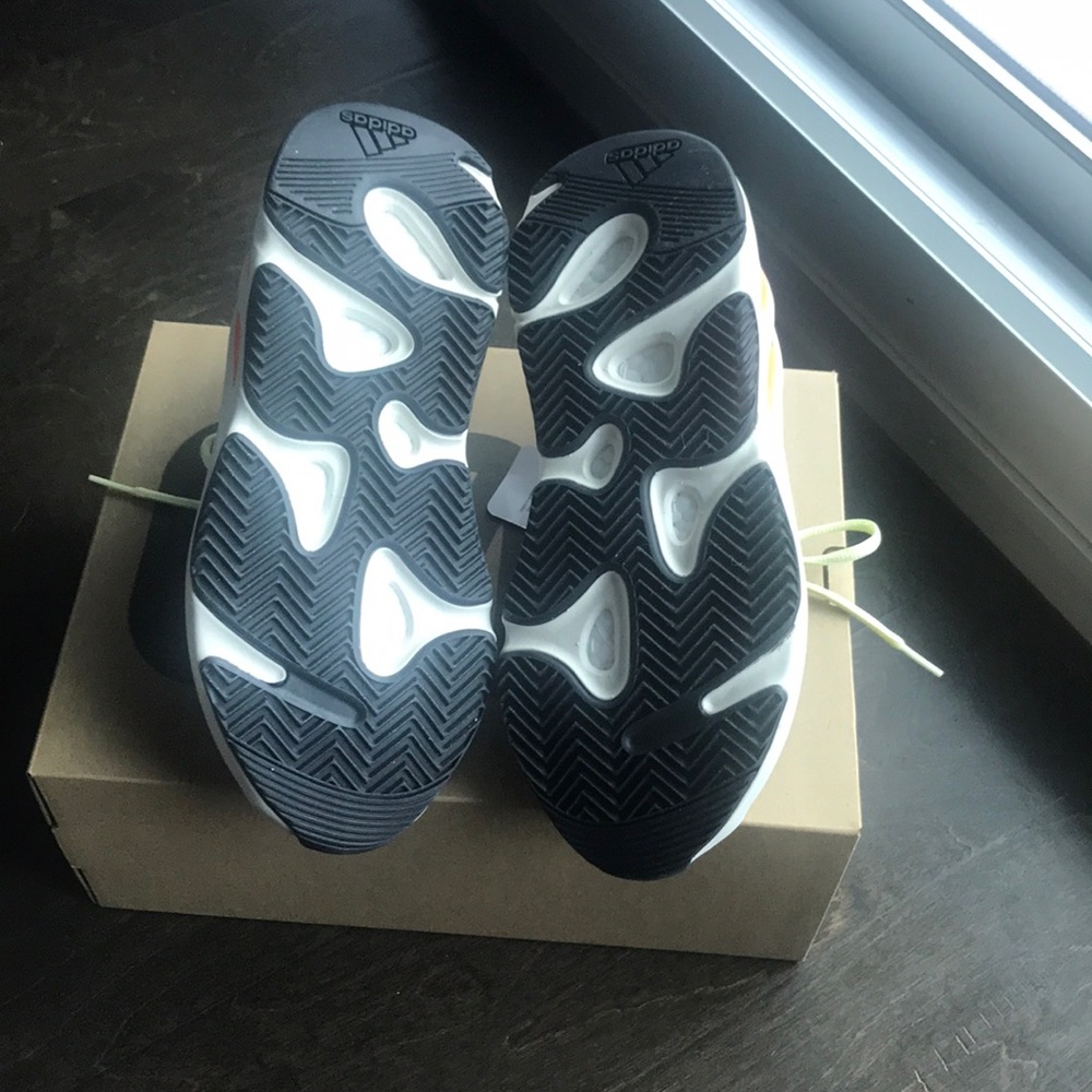 Yeezy 700 100% Authentic w/receipt Yeezy Supply - Picture 6 of 7